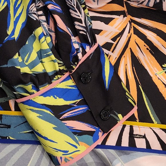 Long Sleeve Tropical Floral Office Button Down Blouse Large - Picture 3 of 7